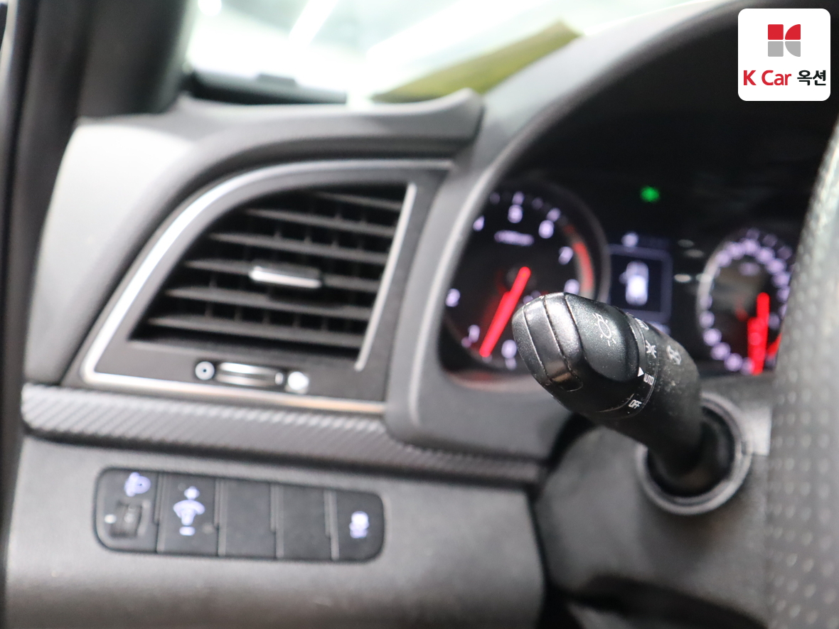 هيونداي إلانترا 2017 - صورة 9