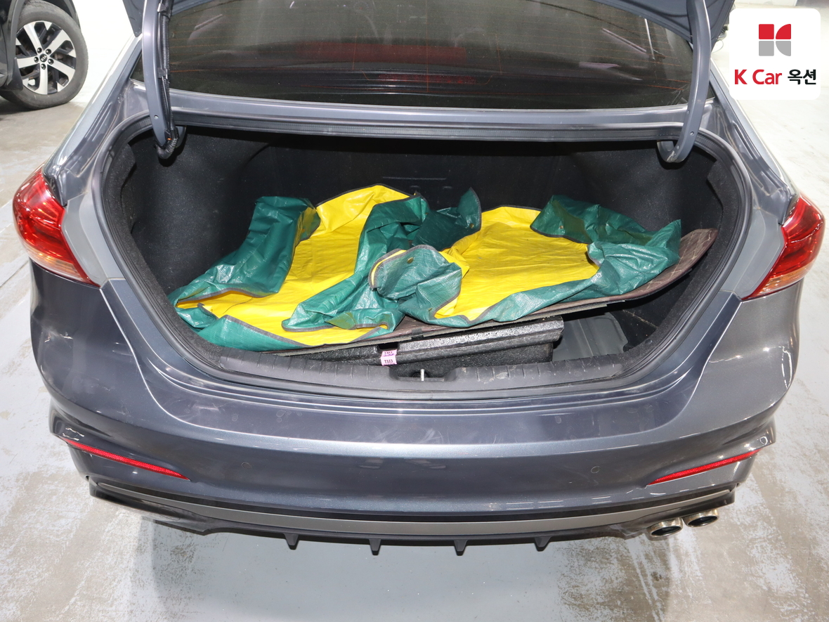 هيونداي إلانترا 2017 - صورة 23