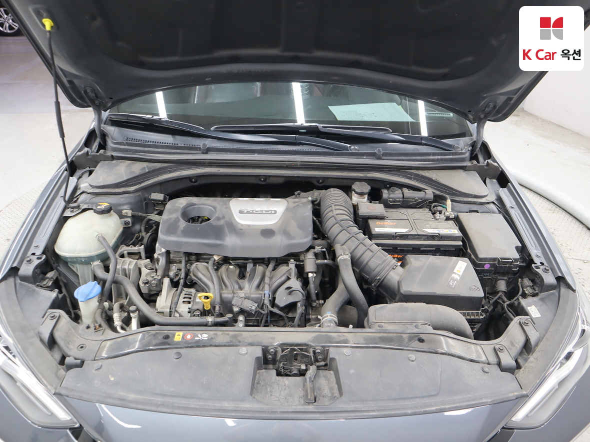 هيونداي إلانترا 2017 - صورة 31