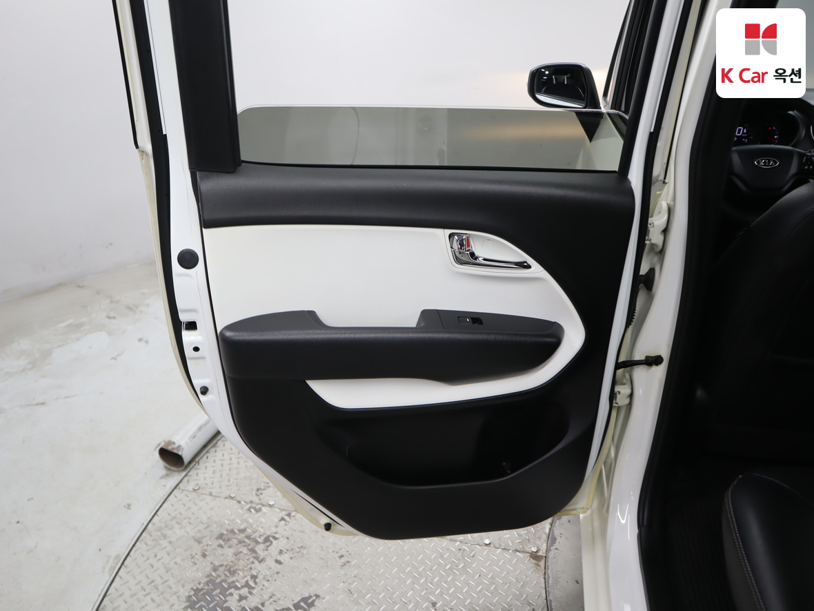 Kia Ray 2012 - Image 24