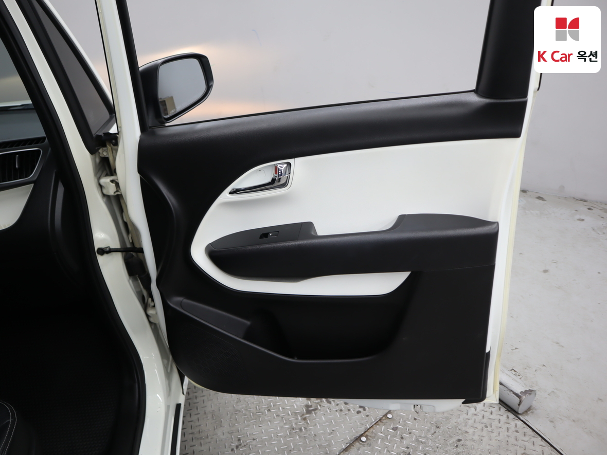 Kia Ray 2012 - Image 31