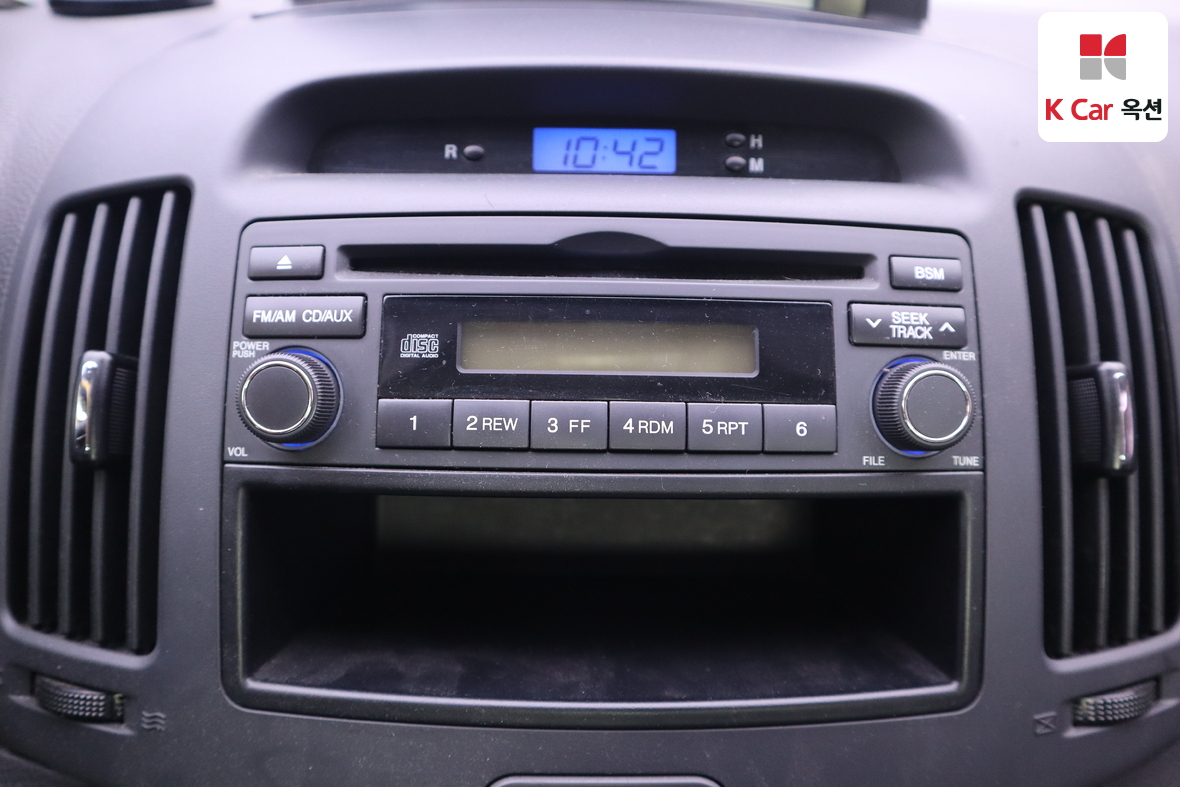 Hyundai Elantra 2009 - Image 14