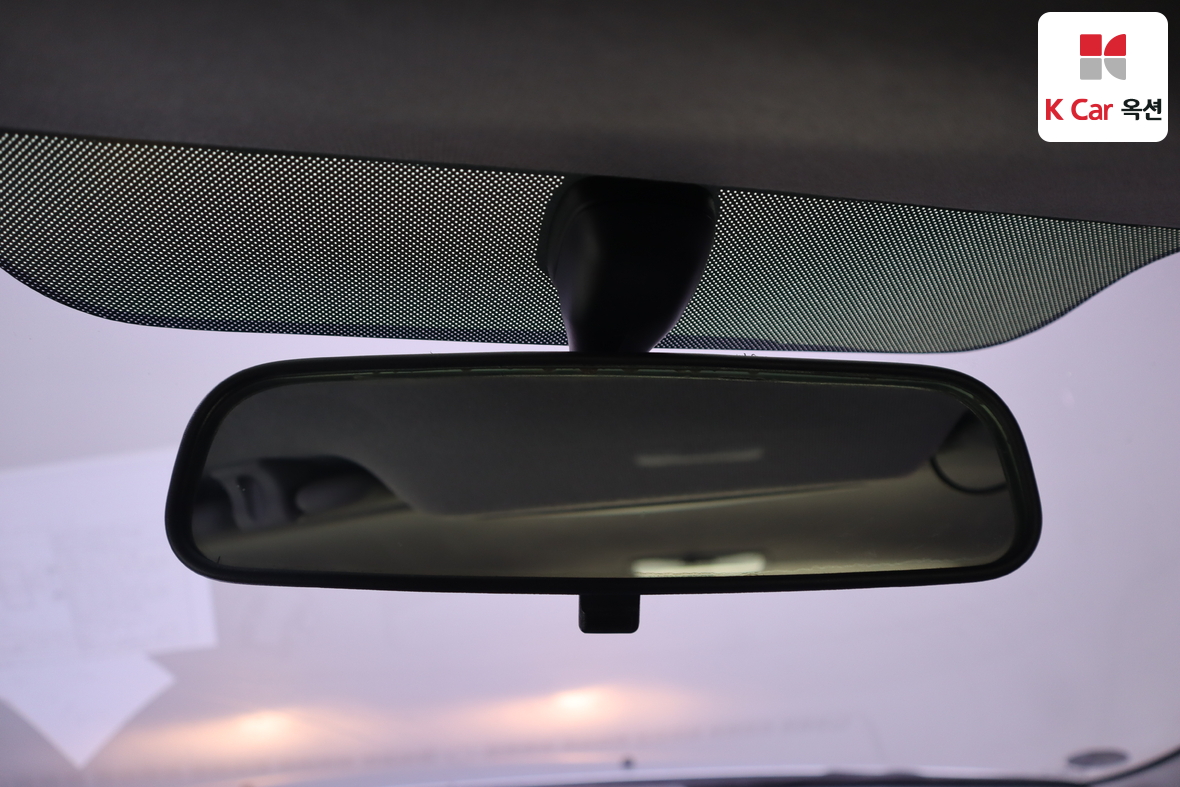 Hyundai Elantra 2009 - Image 12