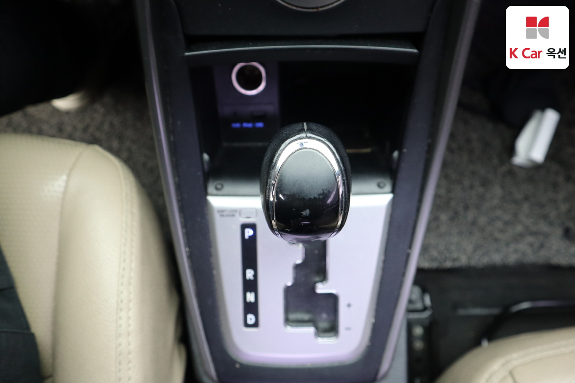 هيونداي إلانترا 2012 - صورة 15