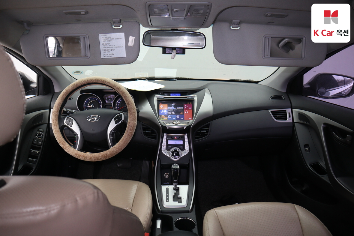 هيونداي إلانترا 2012 - صورة 3