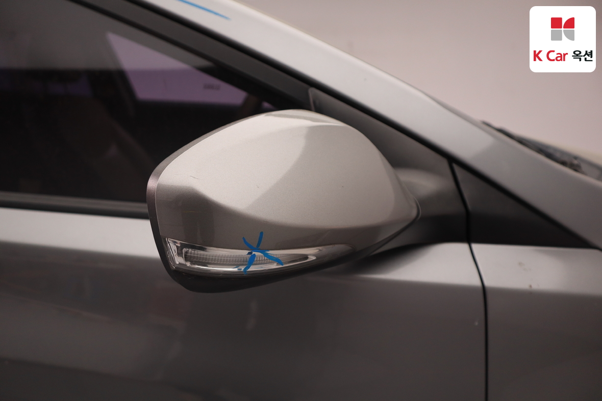 هيونداي إلانترا 2012 - صورة 45