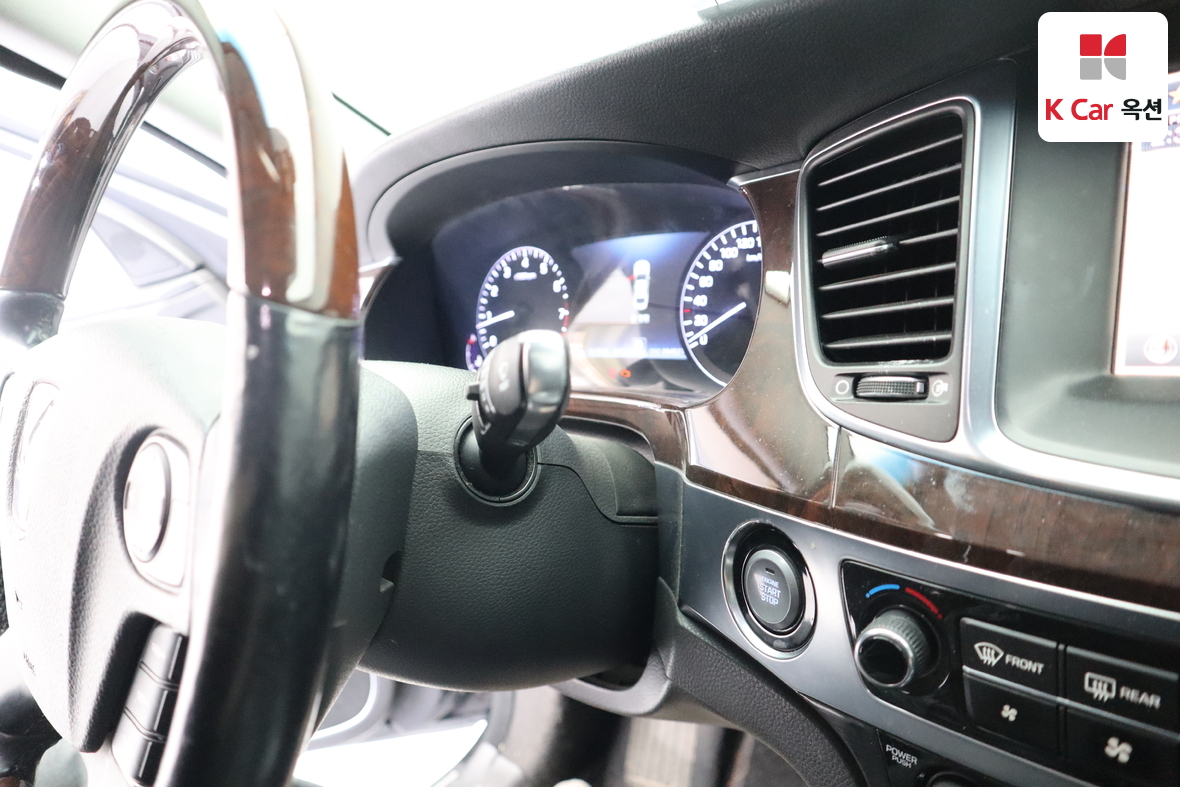 هيونداي إيكوس 2015 - صورة 11