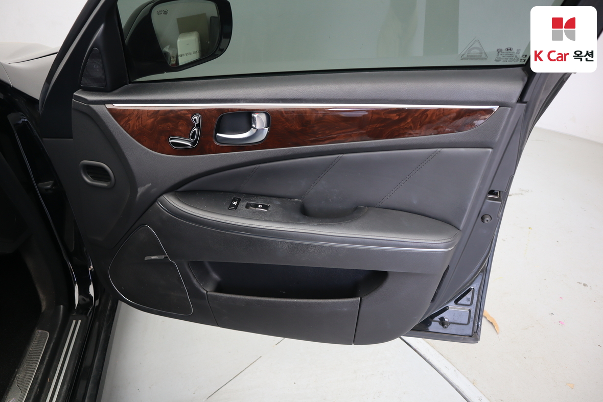 هيونداي إيكوس 2015 - صورة 30