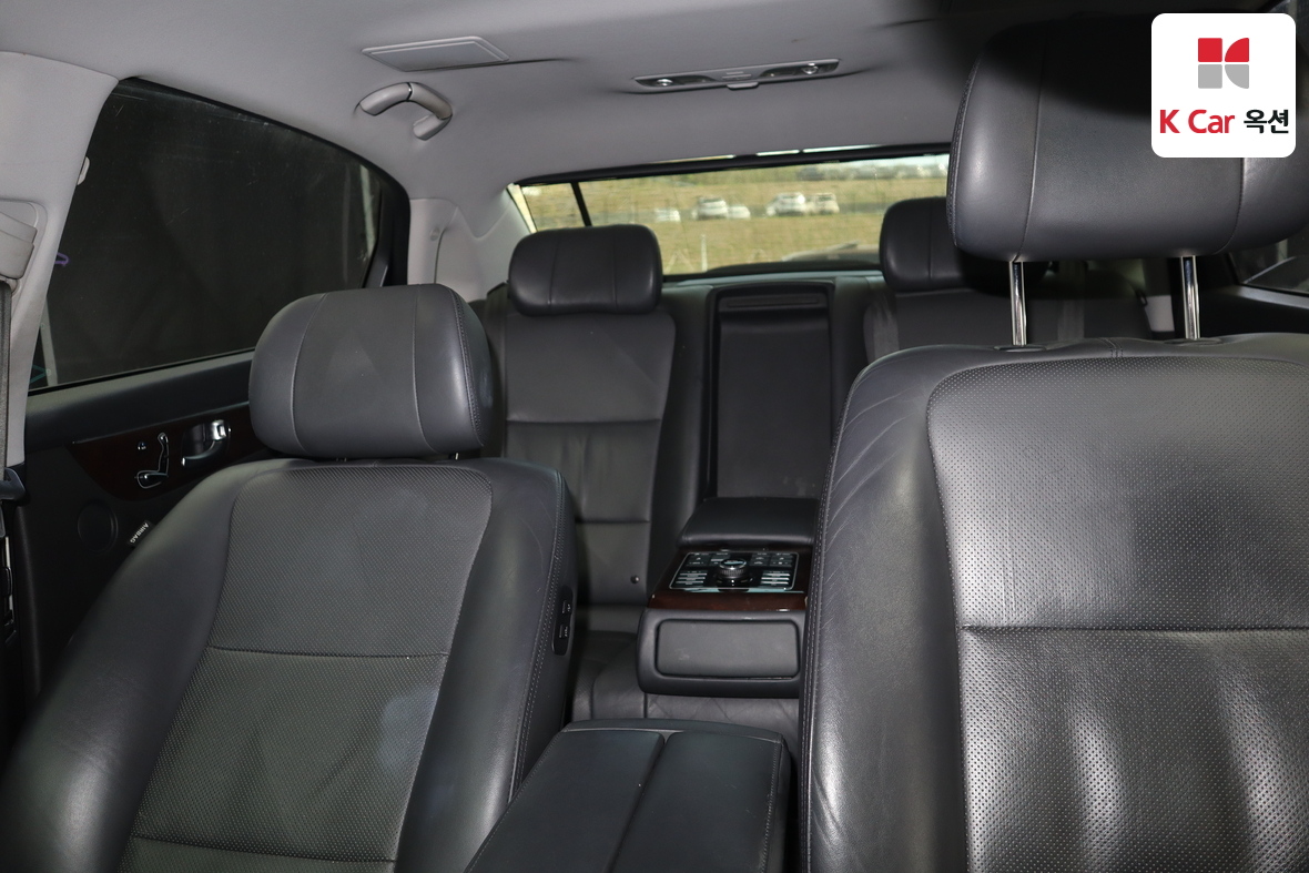 هيونداي إيكوس 2015 - صورة 19