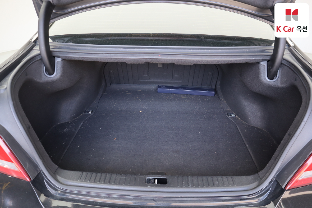 هيونداي إيكوس 2015 - صورة 27