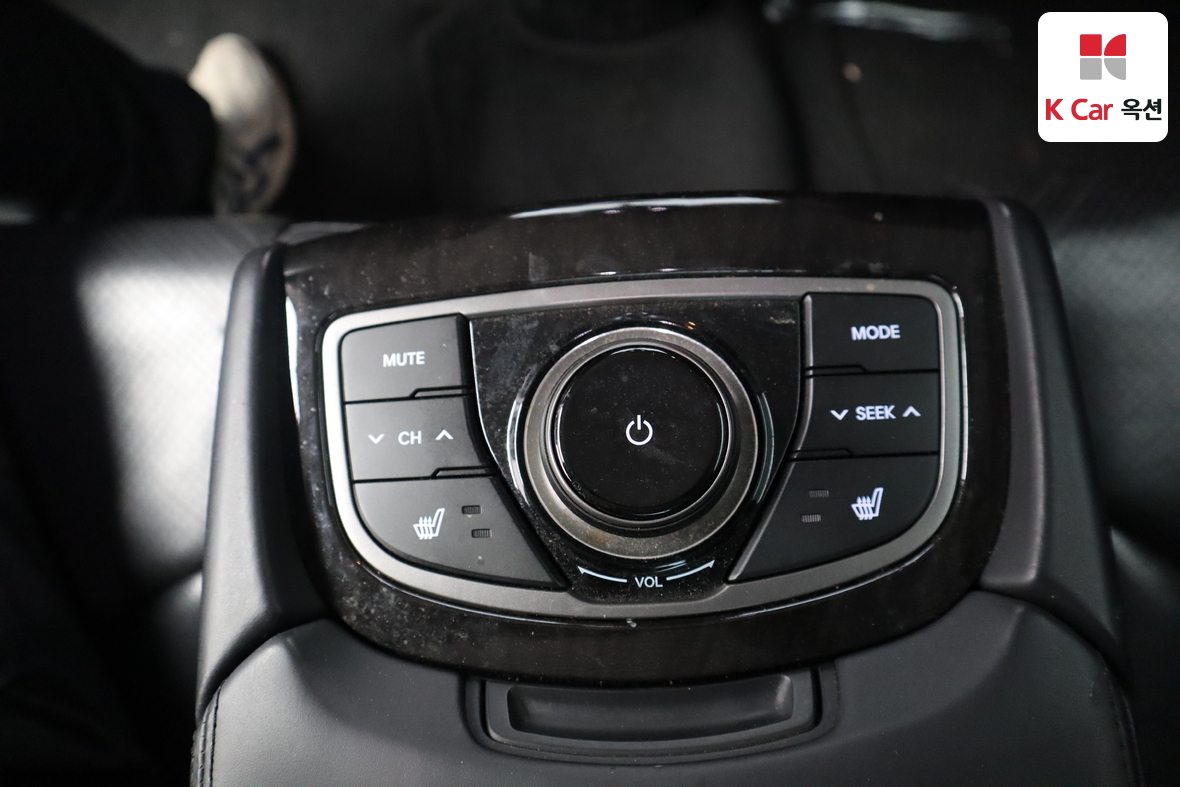 هيونداي أزيرا 2011 - صورة 23