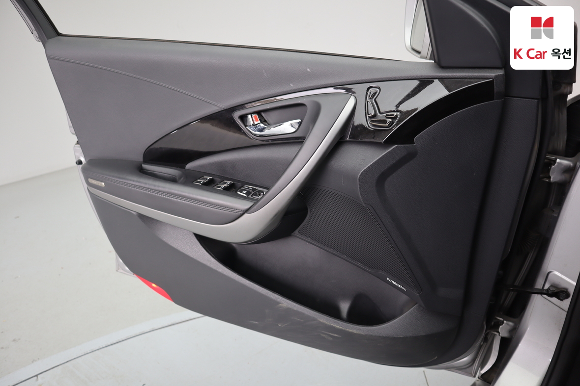 هيونداي أزيرا 2011 - صورة 8