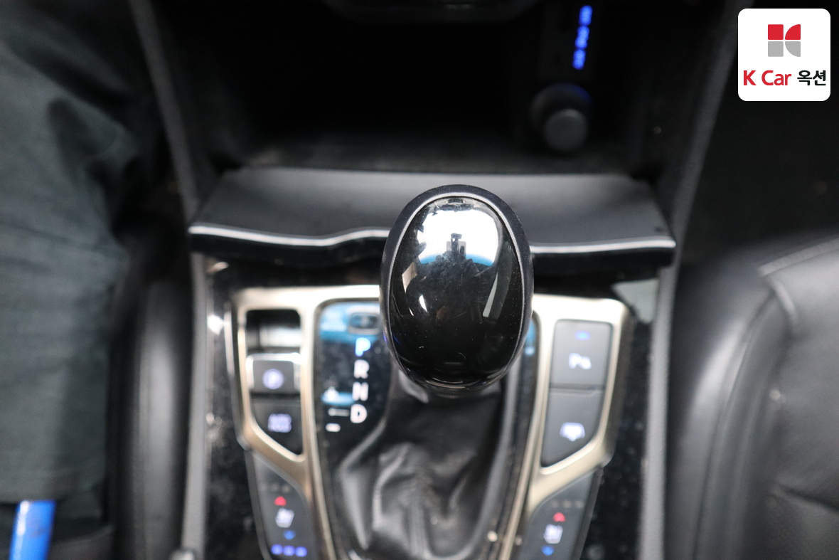 هيونداي أزيرا 2011 - صورة 16