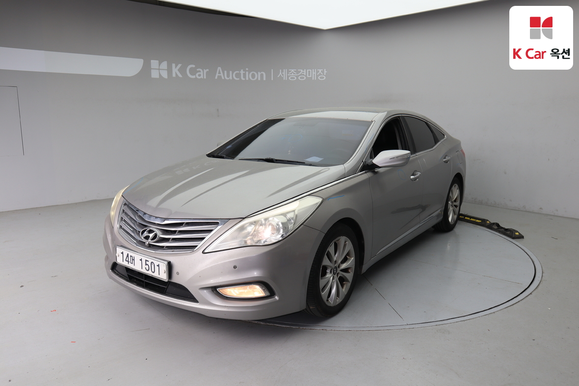 هيونداي أزيرا 2011 - صورة 1