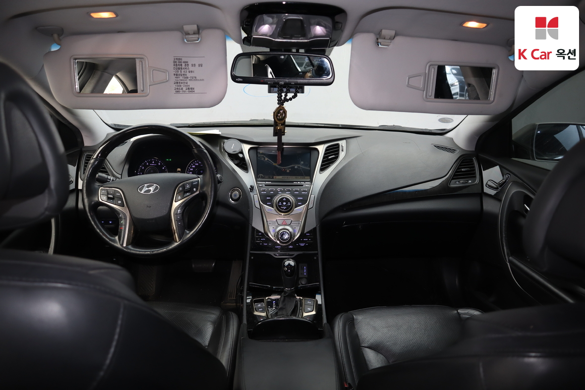 هيونداي أزيرا 2011 - صورة 3