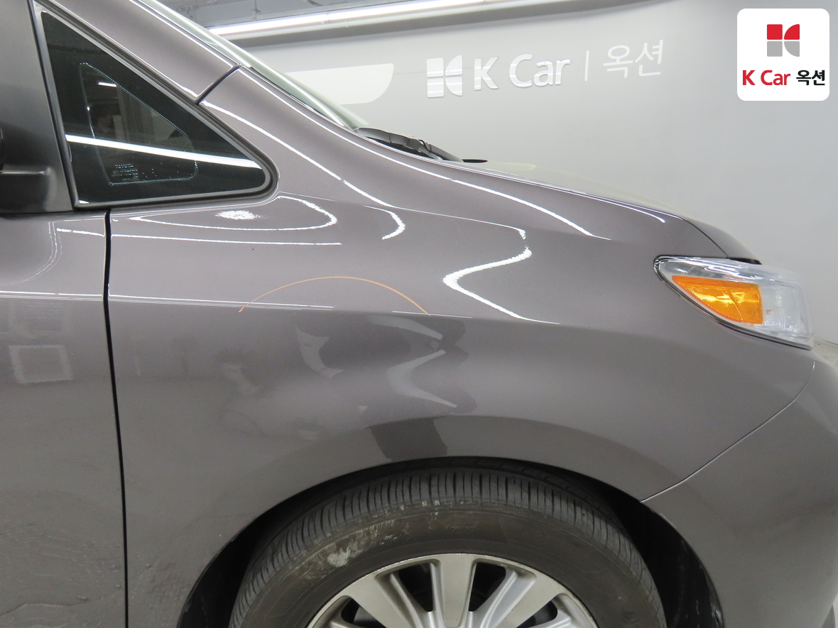 Toyota Sienna - 48