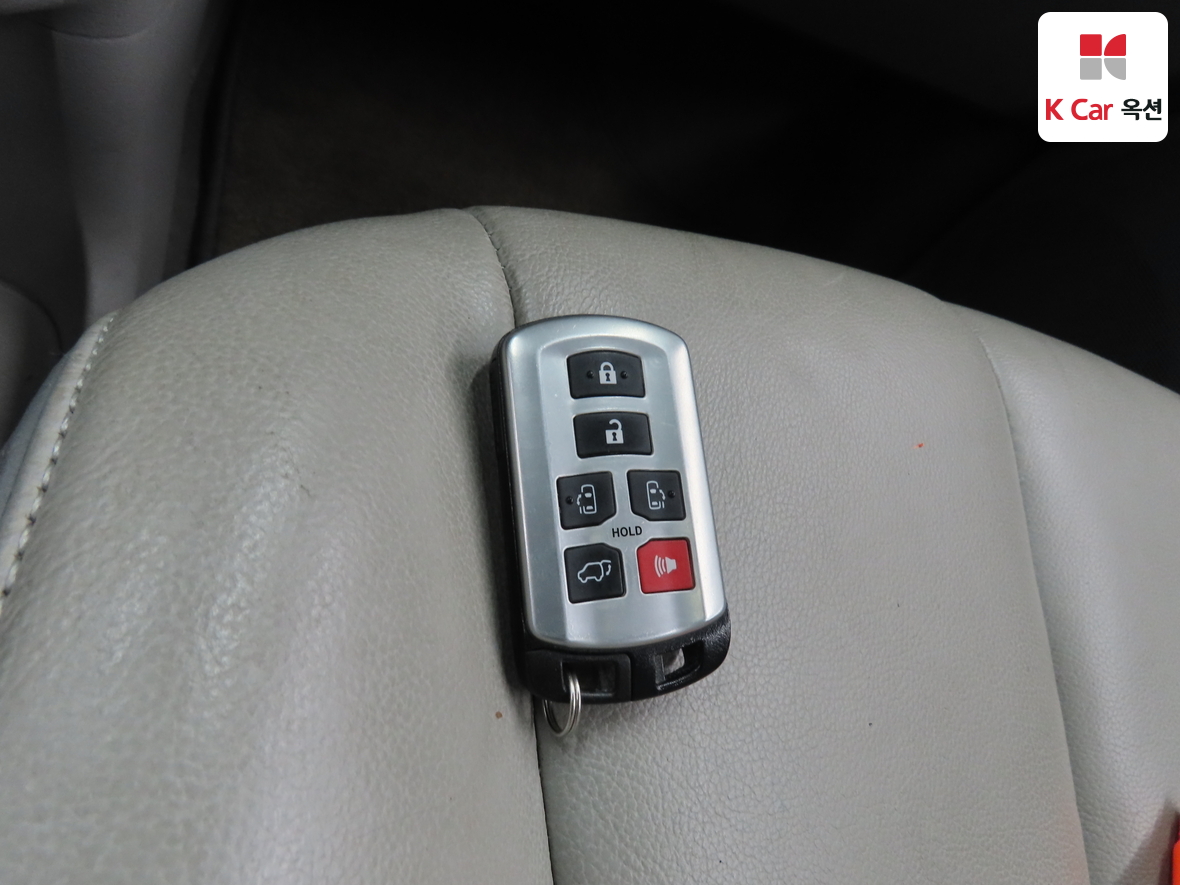 Toyota Sienna - 18