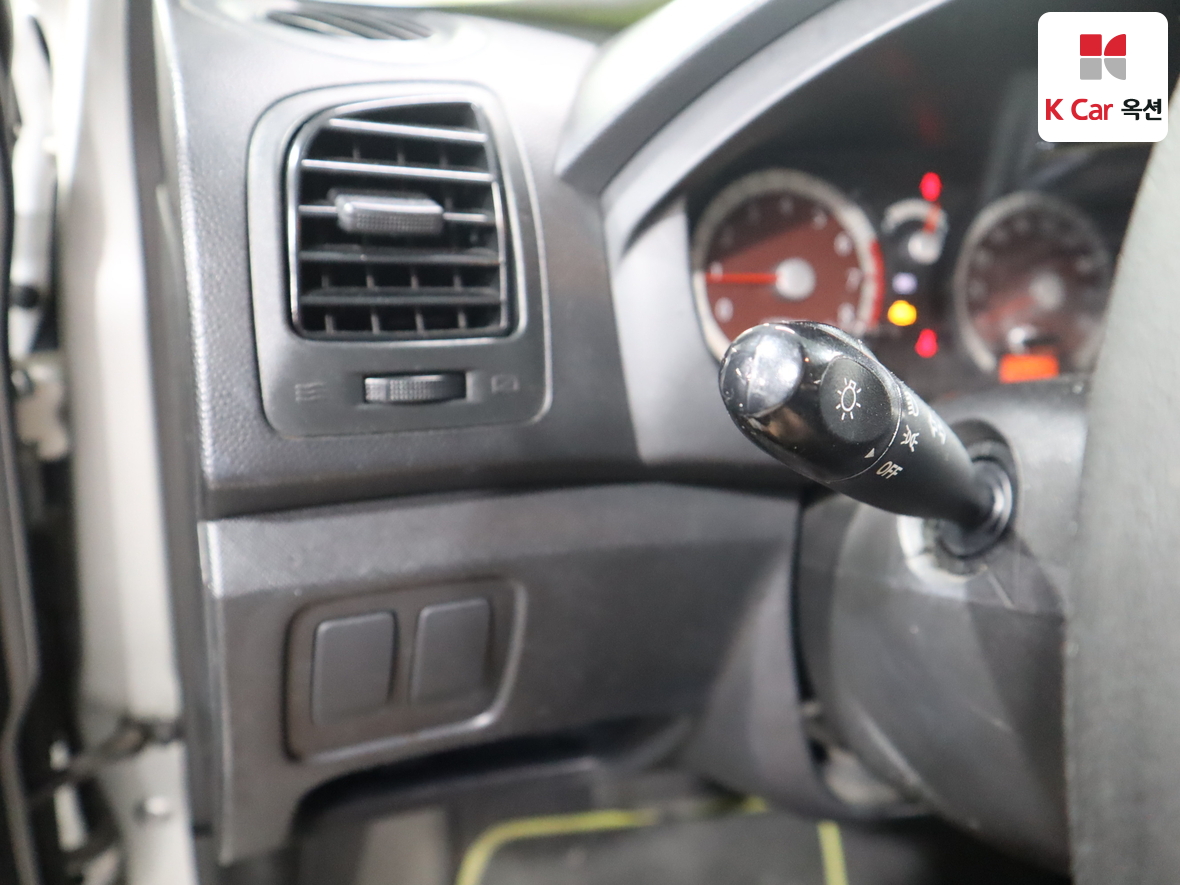 Kia Morning 2011 - Image 9