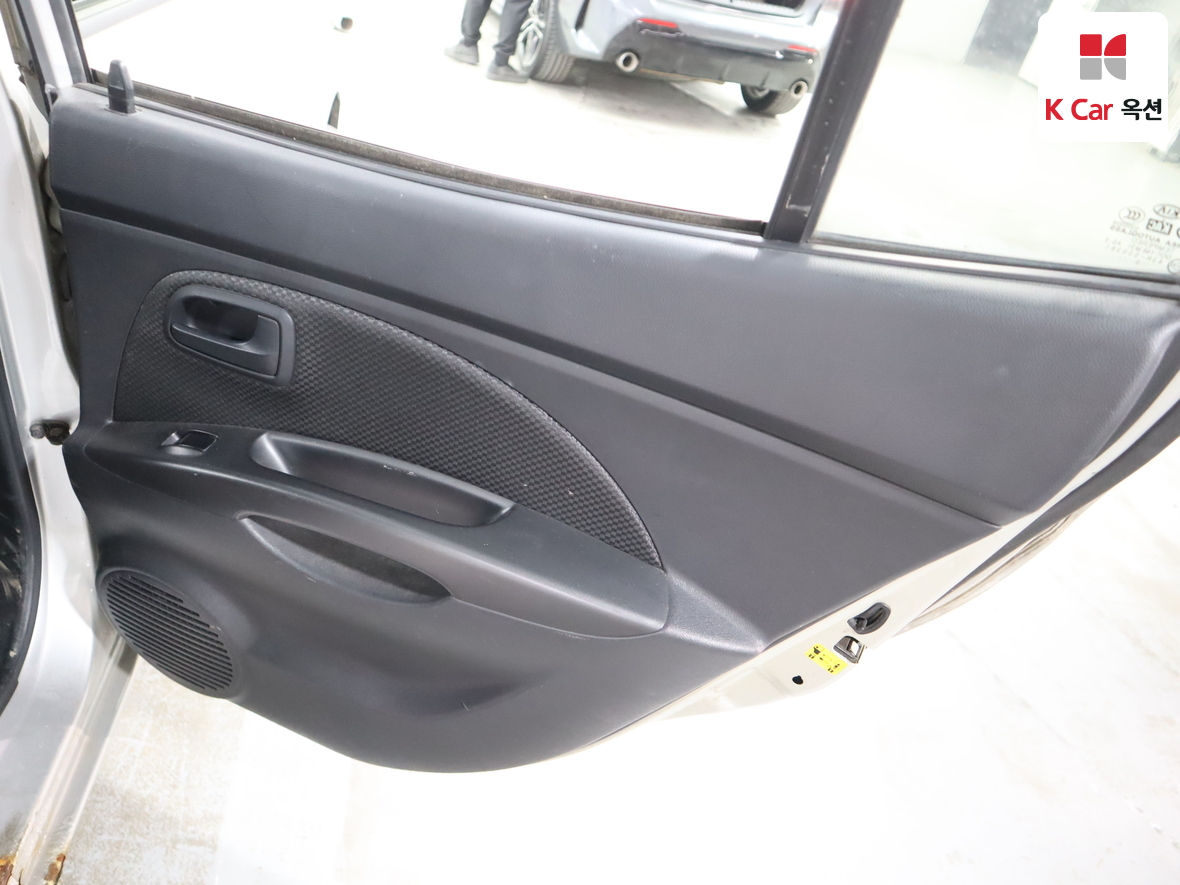 Kia Morning 2011 - Image 26