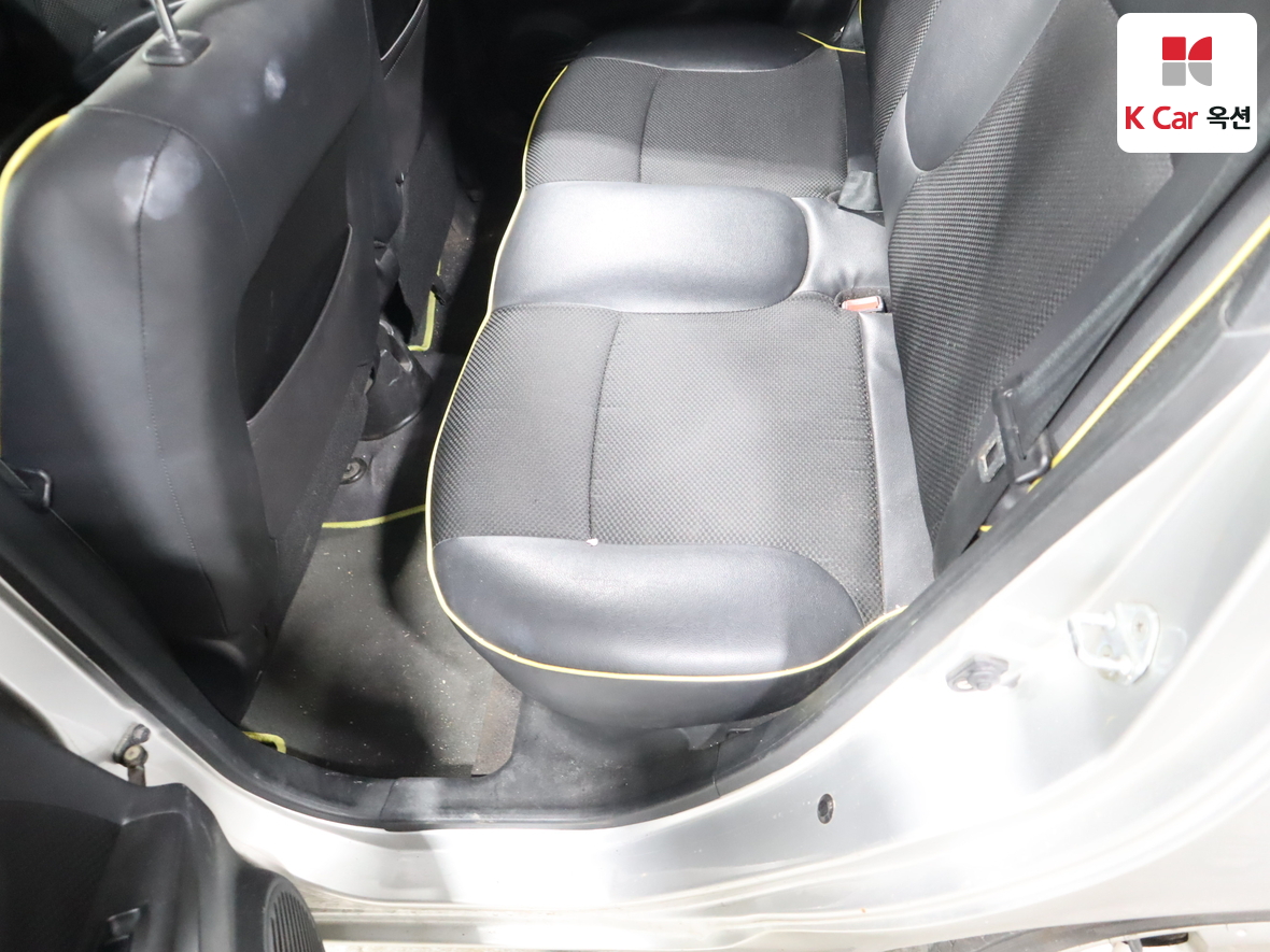 Kia Morning 2011 - Image 22