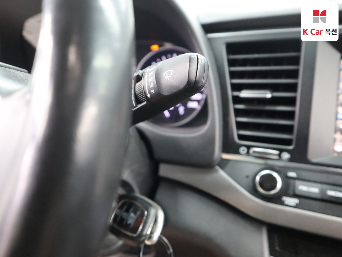 Hyundai Elantra 2017 - Image 11