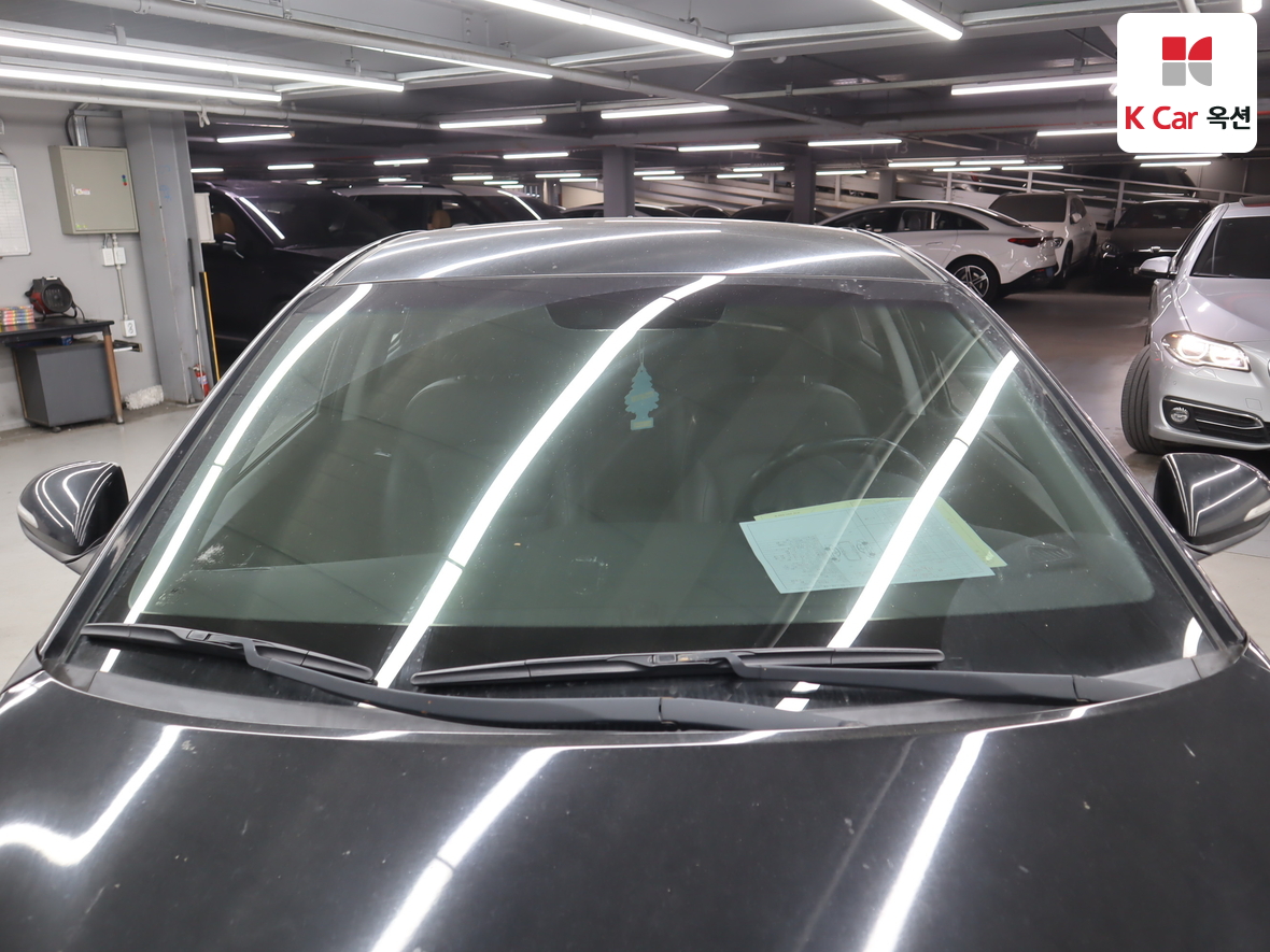 Hyundai Elantra 2017 - Image 32