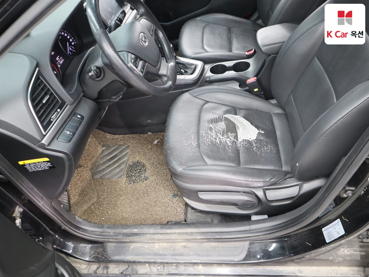 Hyundai Elantra 2017 - Image 17