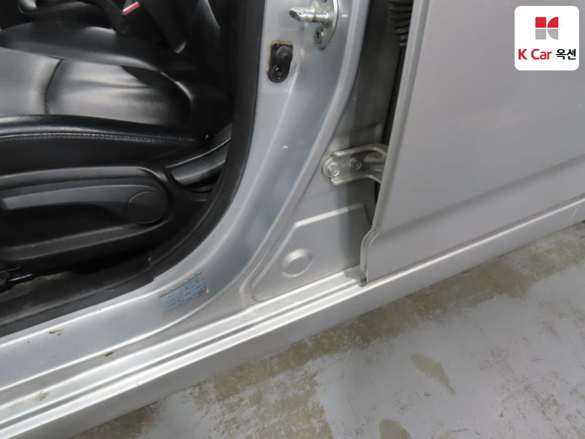 هيونداي أكسنت 2012 - صورة 19