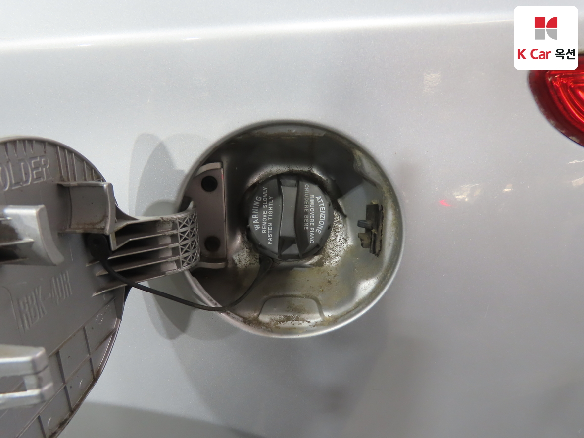 هيونداي أكسنت 2012 - صورة 23