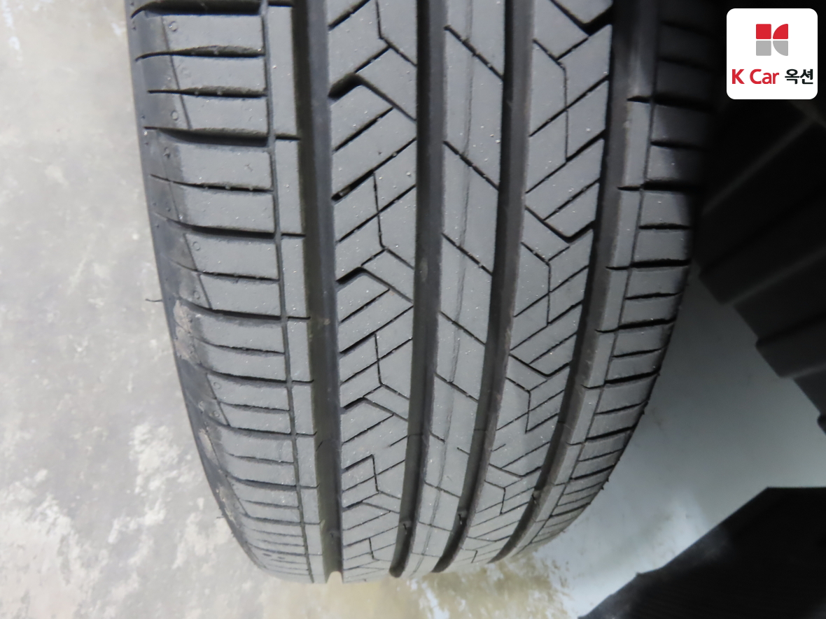 هيونداي أكسنت 2012 - صورة 30