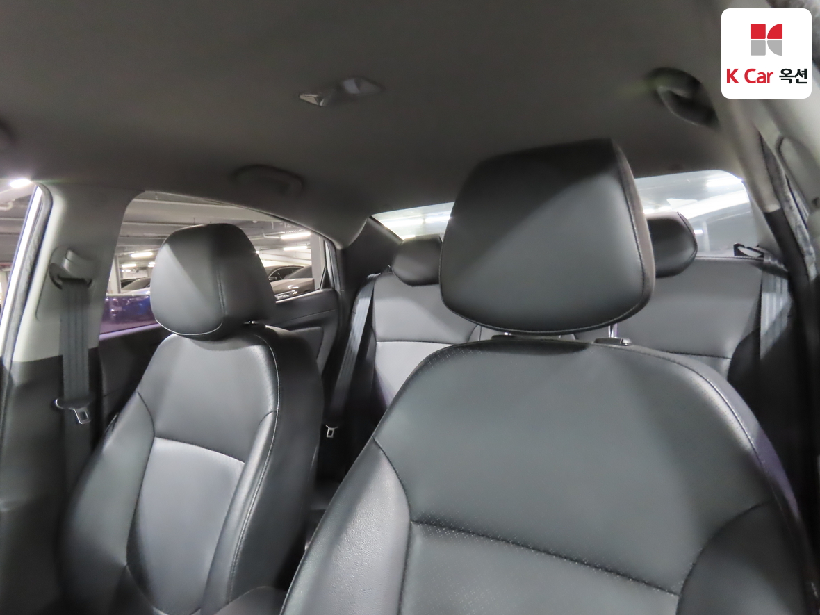 هيونداي أكسنت 2012 - صورة 18