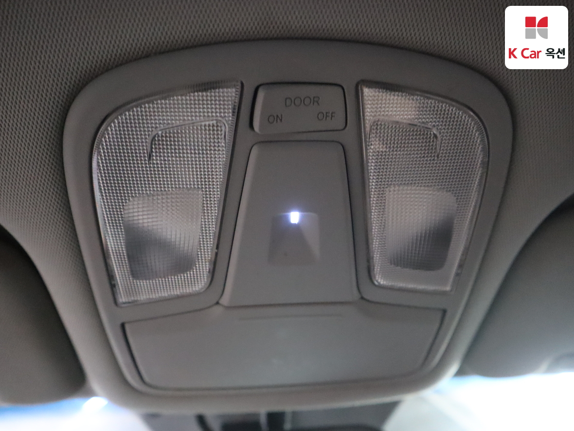 Kia K7 2012 - Image 12