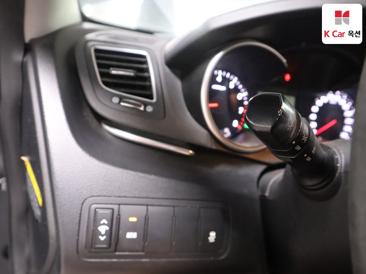 Kia K7 2012 - Image 9
