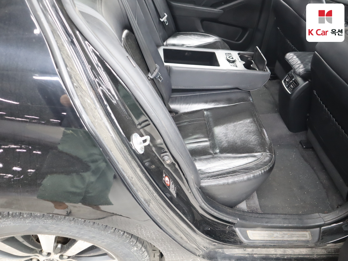 Kia K7 2012 - Image 28