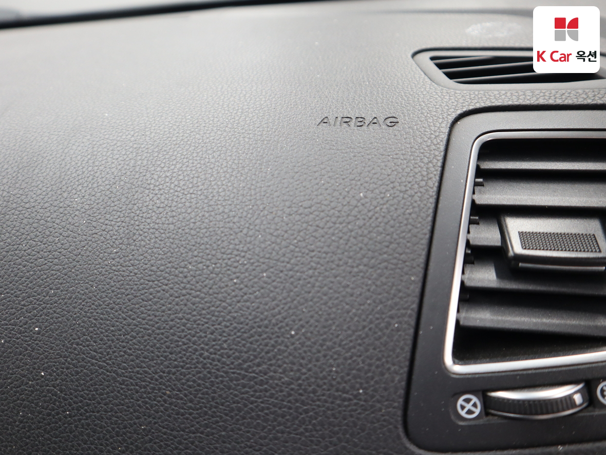 Kia K7 2012 - Image 31