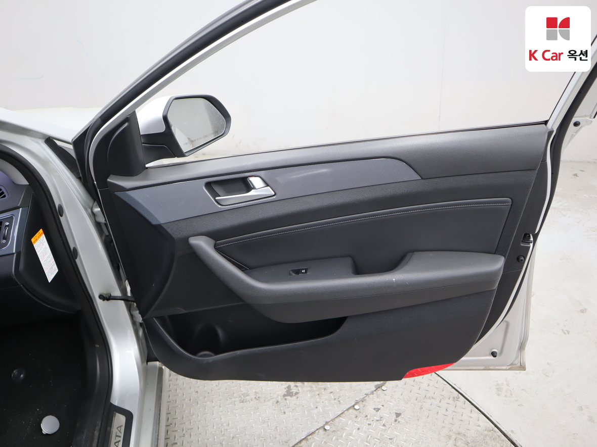 Hyundai Sonata 2016 - Image 28