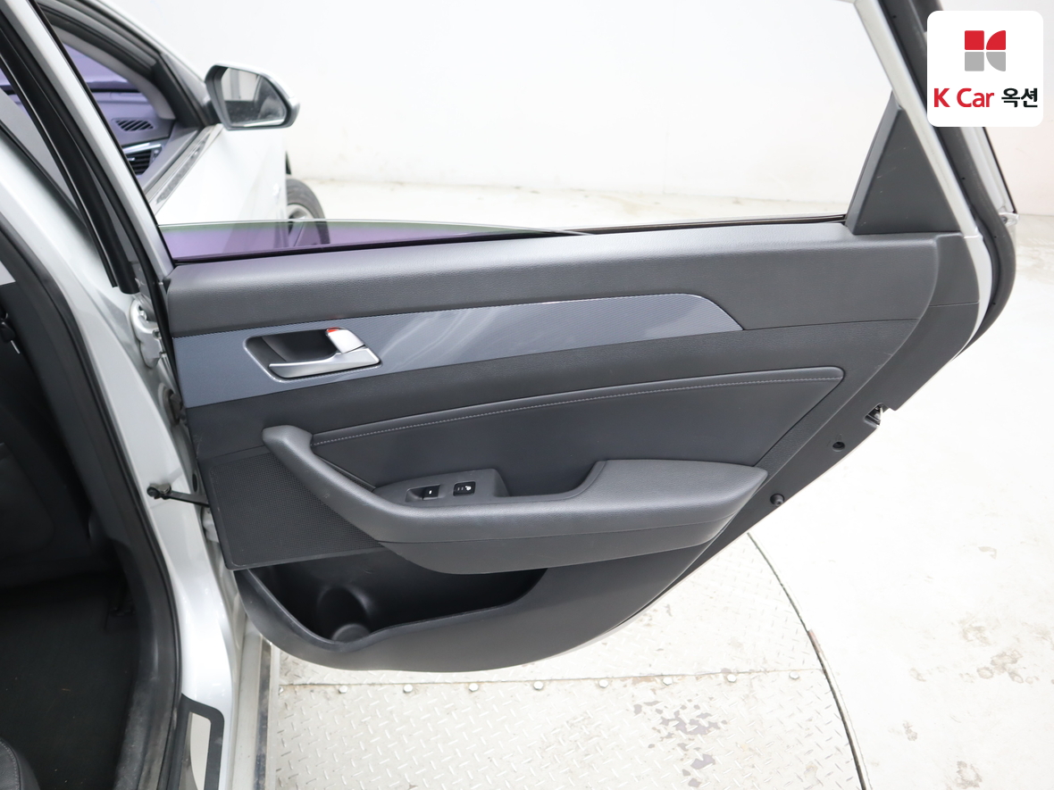 Hyundai Sonata 2016 - Image 26