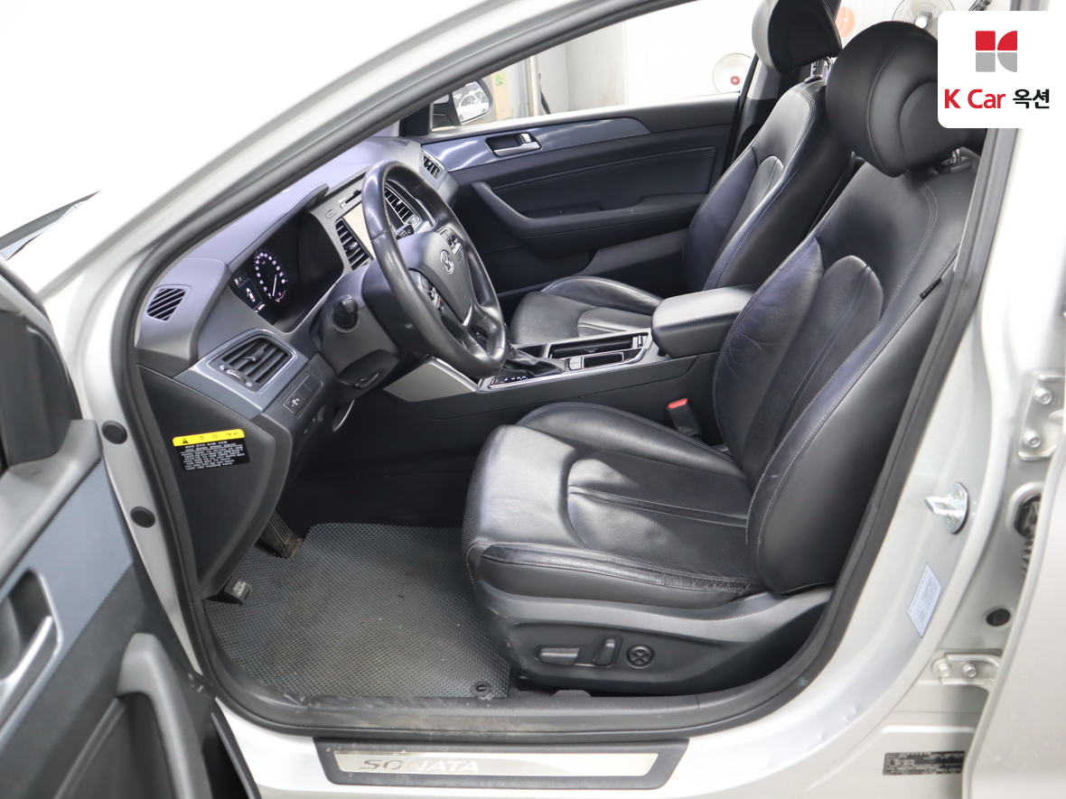 Hyundai Sonata 2016 - Image 18