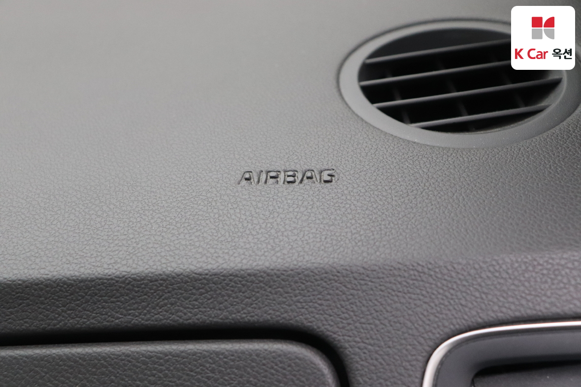 Kia New Carnival 2015 - Image 35