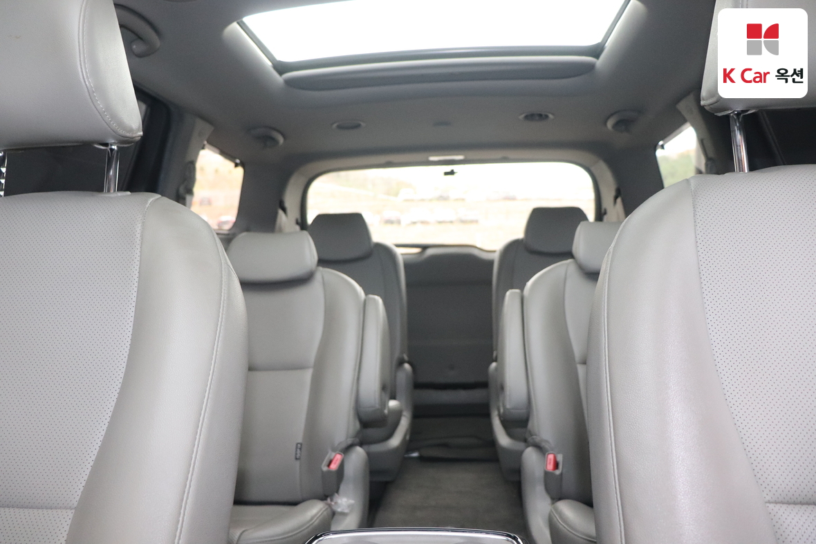 Kia New Carnival 2015 - Image 19