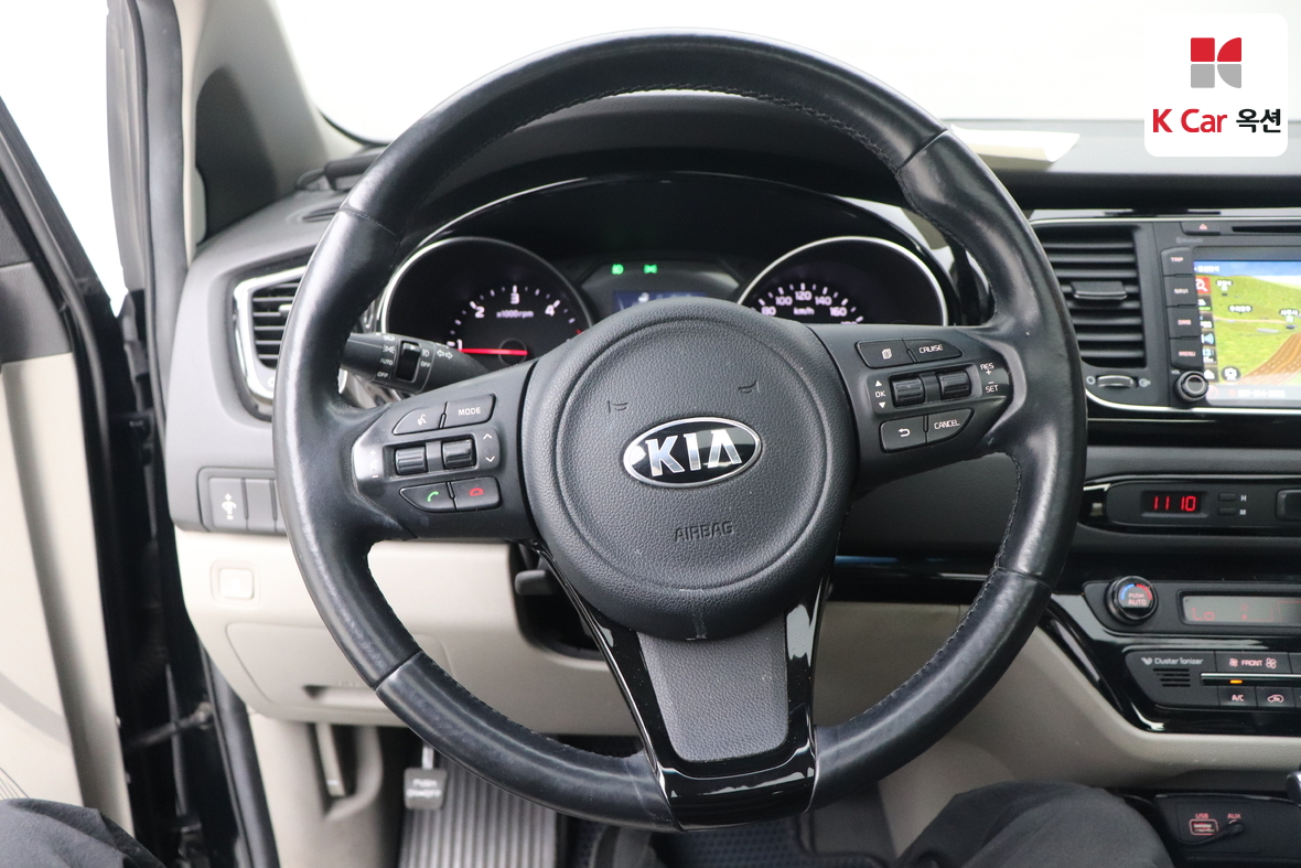 Kia New Carnival 2015 - Image 10
