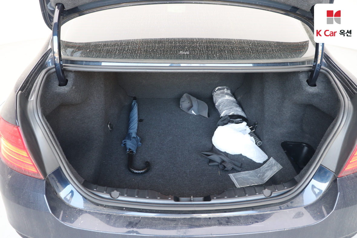 BMW 5 Series 2015 - Image 28