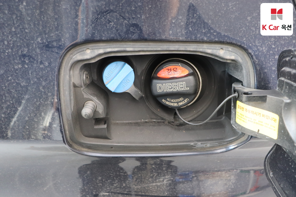 BMW 5 Series 2015 - Image 30