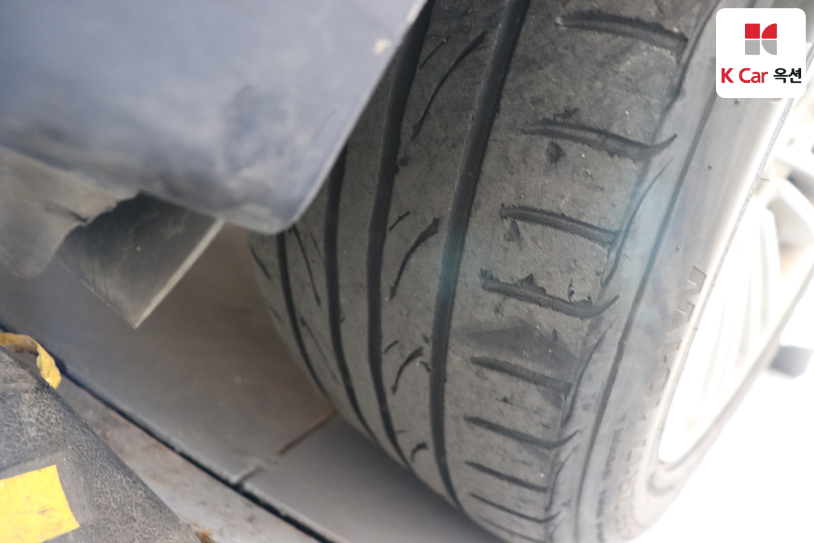 BMW 5 Series 2015 - Image 36