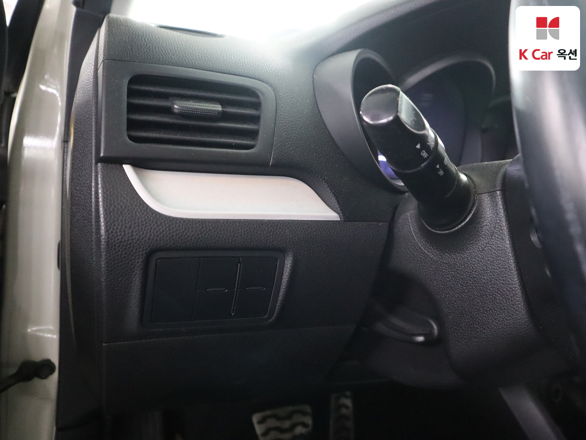 Kia Morning 2015 - Image 9