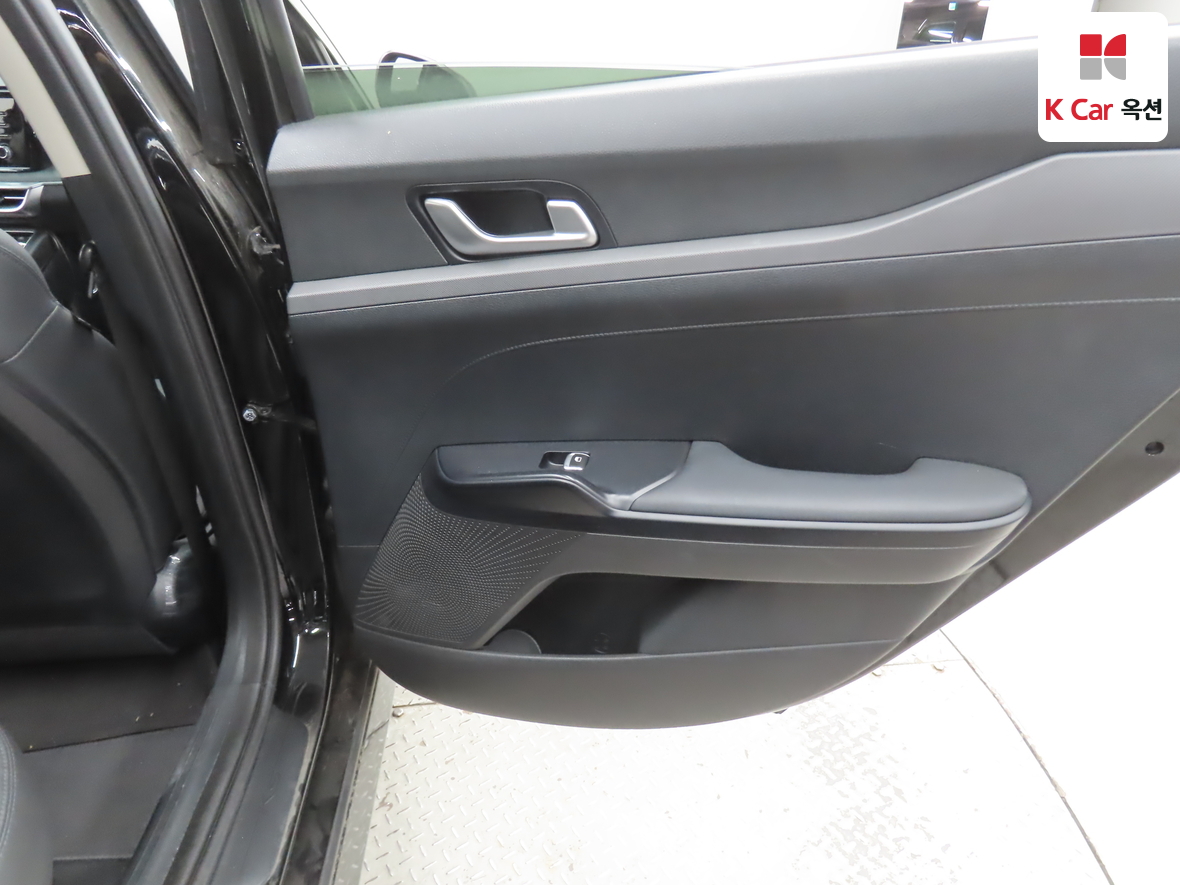 كيا K5 2022 - صورة 26