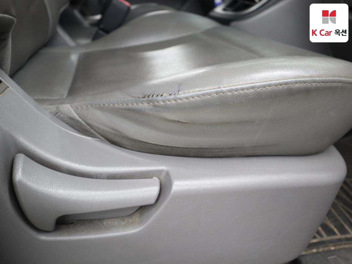 هيونداي جراند ستاريكس 2013 - صورة 29