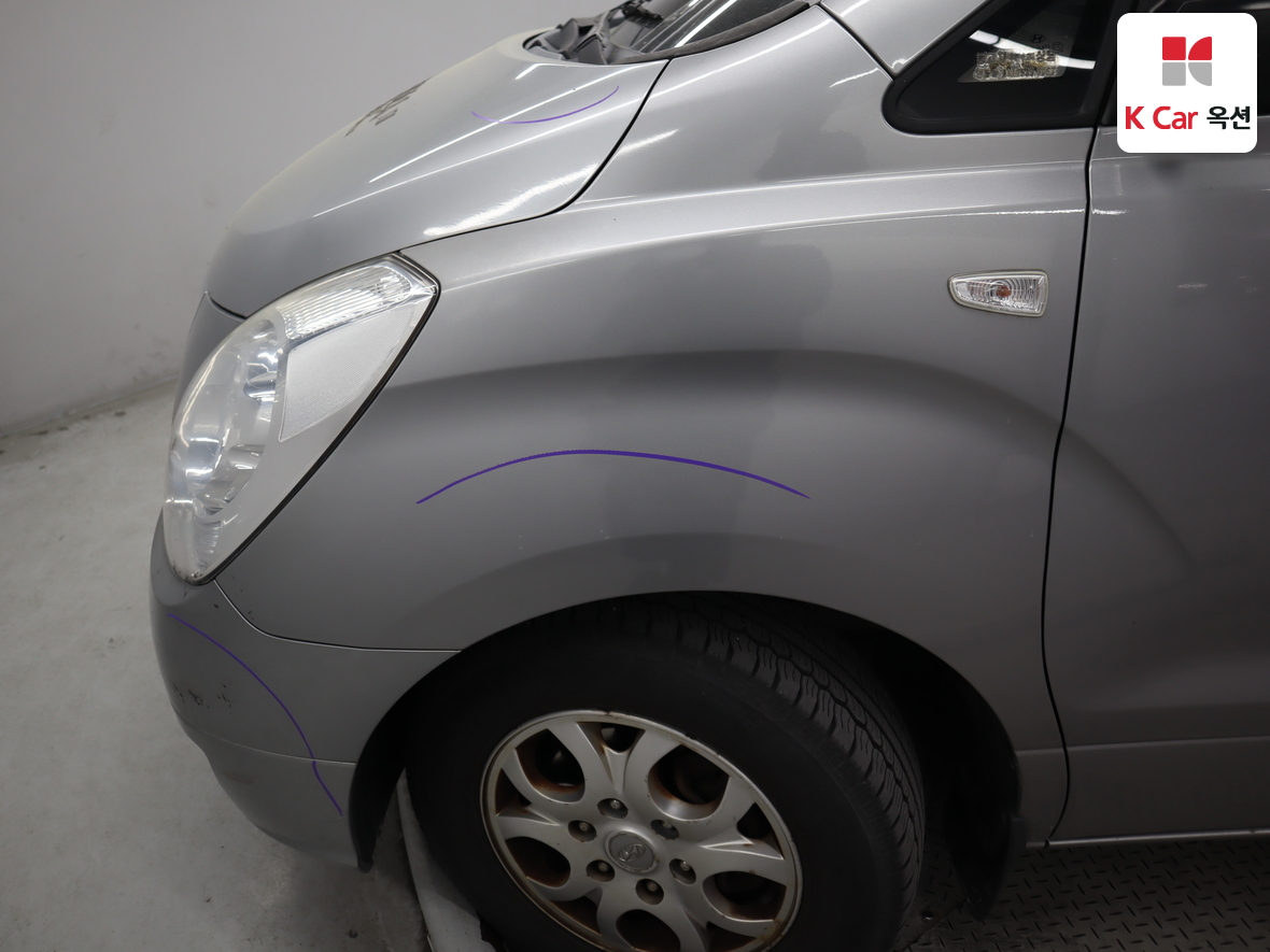 هيونداي جراند ستاريكس 2013 - صورة 40