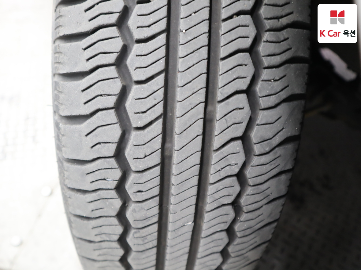 هيونداي جراند ستاريكس 2013 - صورة 31