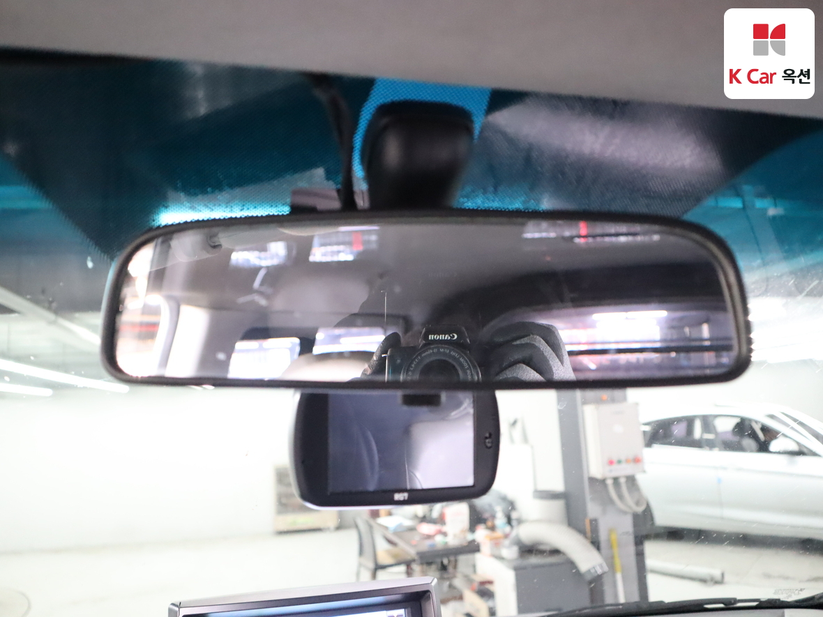 هيونداي جراند ستاريكس 2013 - صورة 13